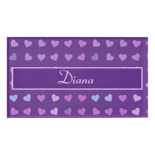 BADGE D'IDENTIFICATION COEURS PASTEL PURPLE PERSONNALISÉ
