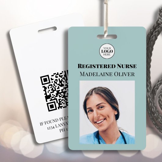 Badge d'identification de photo d'infirmière diplô
