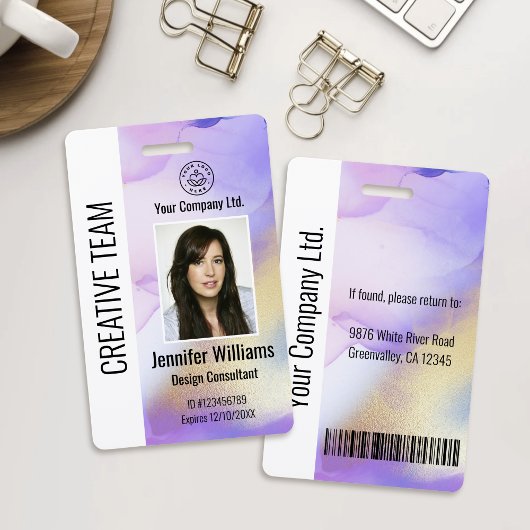 Badge d'identification d'employé d'entreprise pers