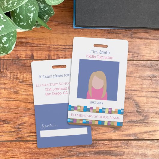Badge d'identification du personnel scolaire avec 