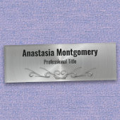 Badge D'identification Elégant Faux Argent Métallic Scroll Art Black Text