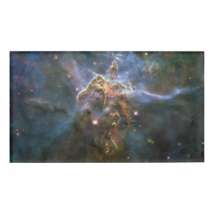 Badge D'identification La montagne mystique en Carina Nebula Espace Hubbl