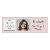 Badge D'identification Logo de script rose poudré Photo Maquillage (Devant)