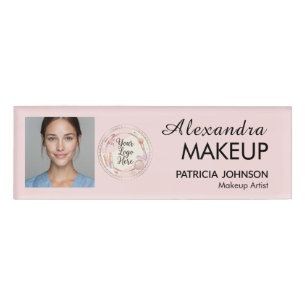Badge D'identification Logo de script rose poudré Photo Maquillage