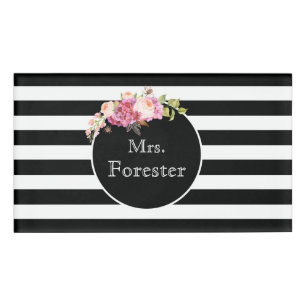 Badge D'identification Mme Nom de famille Grilles et fleurs noires et bla