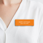 Badge D'identification Orange simple simple simple minimaliste personnali<br><div class="desc">Vous recherchez un nom magnétique professionnel et attrayant et une étiquette de titre? Ne cherchez pas plus loin que notre étiquette de nom orange vif personnalisée avec du texte blanc. Avec son design épuré et simple, ce tag est parfait pour ceux qui veulent faire une déclaration sans passer par-dessus bord....</div>
