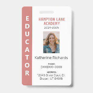 Badge d'identification pour éducateur en enseignem