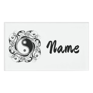 Badge D'identification Symbole Yin & Yang noir et blanc de style tatouage
