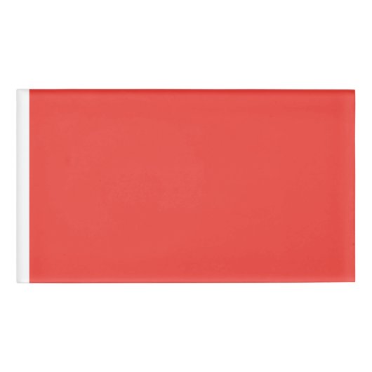 Badge D'identification un arrière - plan rouge avec une bordure blanche (Devant)