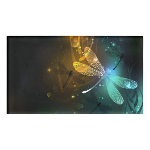 Badge D'identification Vol de libellule verte lumineuse