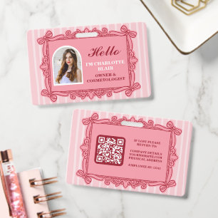 Badge d'identité d'employé à cadre orné rose avec
