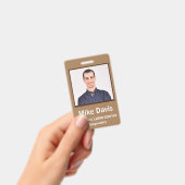 Badge d'identité d'employé Design vertical Brun to (Manuel / portable)