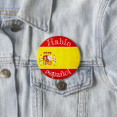 Badge drapeau hablo español (En situation)