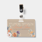 Badge Elégant Rustique Kraft Boho Floral Design Embossé (Face avec clip)