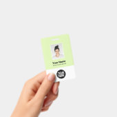 Badge Employé Vert Personnalisé, Code Barres, Logo (Manuel / portable)