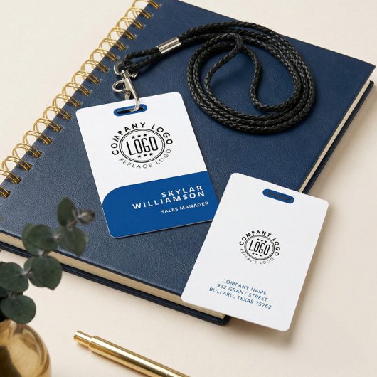 Badge Étiquette de personnel avec nom de l'employé et lo