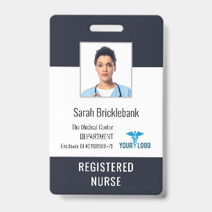 Badge ID de photo d'infirmière employée du centre médica