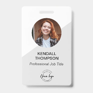 Badge ID employé minimaliste Gris personnalisé logo QR c