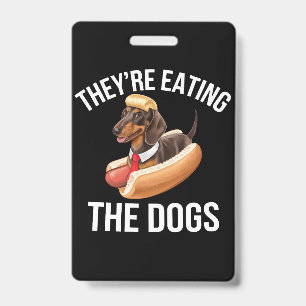 Badge Ils mangent les chiens Donald Trump Débat 2024