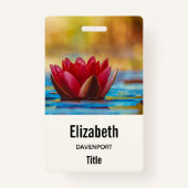 Badge Jolie photo d'une fleur de Lotus dans un étang (Dos)