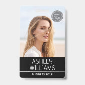 Badge Logo couleur personnalisé moderne avec photo pour  (Front)