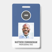 Badge Logo rond moderne en couleur, nom de l'employé, co (Avant)