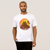 Badge met tropische vulkaan landschap en palmbomen t-shirt (Voorkant volledig)