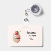 Badge Mignardise cupcake sucrée aux fraises (Avant avec rétractable)