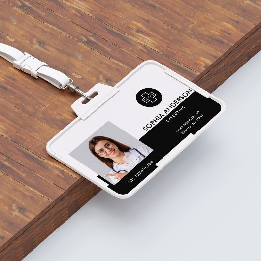 Badge Modèle moderne de photo d'employé Logo Nom Infirmi