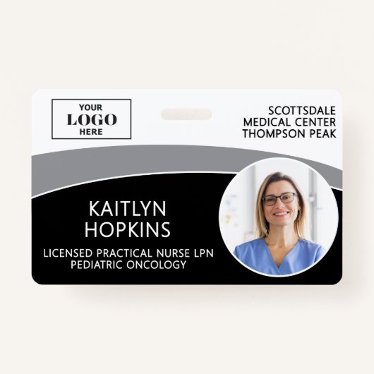 Badge Modern Logo Photo ID Barcode Nurse Name (Devant)