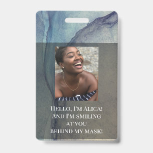 Badge Moi vous souriant derrière ce masque ! Bleu Violet