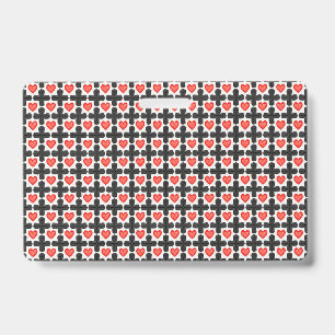Badge Motif à carreaux en forme de croix avec des cœurs 