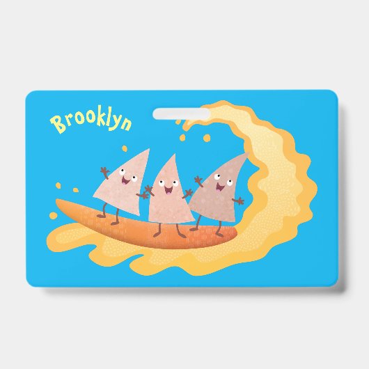 Badge Nachos corn chips mignons surfant dessin animé (Avant)
