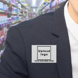 Badge Nom commercial et logo sur le bouton Rectangle bla<br><div class="desc">Bouton rectangle blanc que vous pouvez customiser en tapant votre nom d'entreprise et en téléchargeant votre logo d'entreprise. Customisez-le et utilisez-le comme un accessoire uniforme pour annoncer votre entreprise ou pour promouvoir votre marque auprès de clients ou de clients. Accessoire personnalisable que vous pouvez utiliser comme matériel marketing pour développer...</div>