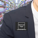 Badge Nom commercial et logo sur le bouton Rectangle noi<br><div class="desc">Bouton rectangle noir que vous pouvez customiser en tapant votre nom d'entreprise et en téléchargeant votre logo d'entreprise. Customisez-le et utilisez-le comme un accessoire uniforme pour annoncer votre entreprise ou pour promouvoir votre marque auprès de clients ou de clients. Accessoire personnalisable que vous pouvez utiliser comme matériel marketing pour développer...</div>