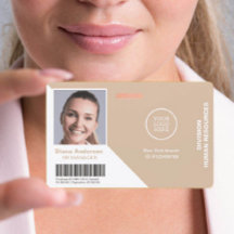 Nom de l'employé Logo de l'entreprise Code-barres 