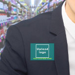 Badge Nom et logo de l'entreprise sur le rectangle vert<br><div class="desc">Bouton vert turquoise rectangle que vous pouvez customiser en tapant votre nom d'entreprise et en téléchargeant votre logo d'entreprise. Customisez-le et utilisez-le comme un accessoire uniforme pour annoncer votre entreprise ou pour promouvoir votre marque auprès de clients ou de clients. Accessoire personnalisable que vous pouvez utiliser comme matériel marketing pour...</div>