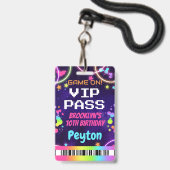 Badge Pass VIP Game On pour une fête d'Arcade pour Fille (Avant avec lanière)