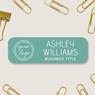 Badge Personnalisé avec Logo pour Personnel Modern