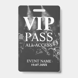 Badge personnalisé noir et blanc pour événement av