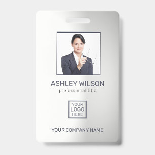 Badge Photo d'identité professionnelle sur fond gris dég