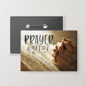 Badge PRIÈRE GUERRIER Prête Mains sur la Bible ouverte (Recto/Verso)