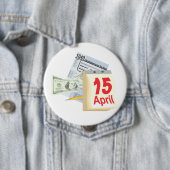 Badge Rond 10 Cm 15 avril - (En situation)