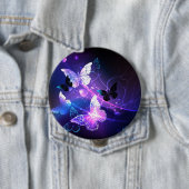 Badge Rond 10 Cm Arrière - plan avec papillons de nuit (En situation)