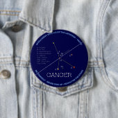 Badge Rond 10 Cm Cancer de la constellation zodiaque (En situation)