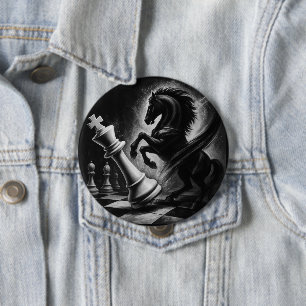 Badge Rond 10 Cm Cheval Noir Dramatique vs Roi - Oeuvre audacieuse