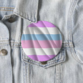 BADGE ROND 10 CM CONCEPTION DE LA VAGUE DE LA FIERTÉ INTERSEX - PRI (En situation)
