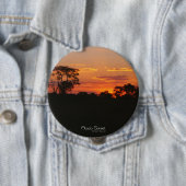 Badge Rond 10 Cm Coucher de soleil Acacia (En situation)