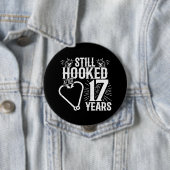 Badge Rond 10 Cm Couples mariés 17 ans (En situation)