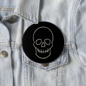 Badge Rond 10 Cm Crâne - Noir de chauve-souris et Blanc d'os (En situation)